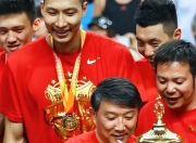 开云APP-中国篮球联赛火热开场，赛场上百战百胜