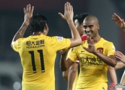 开云在线直播-包含华夏球员受伤退场，球队险胜对手的词条