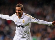 开云官方app入口-库里跨界定乾坤，76人对阵老鹰的胜负手竟在勇士？