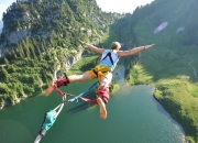 开云体育APP下载-阿尔瓦雷斯一锤定音，毕尔巴鄂竞技以坚韧意志制霸马德里竞技