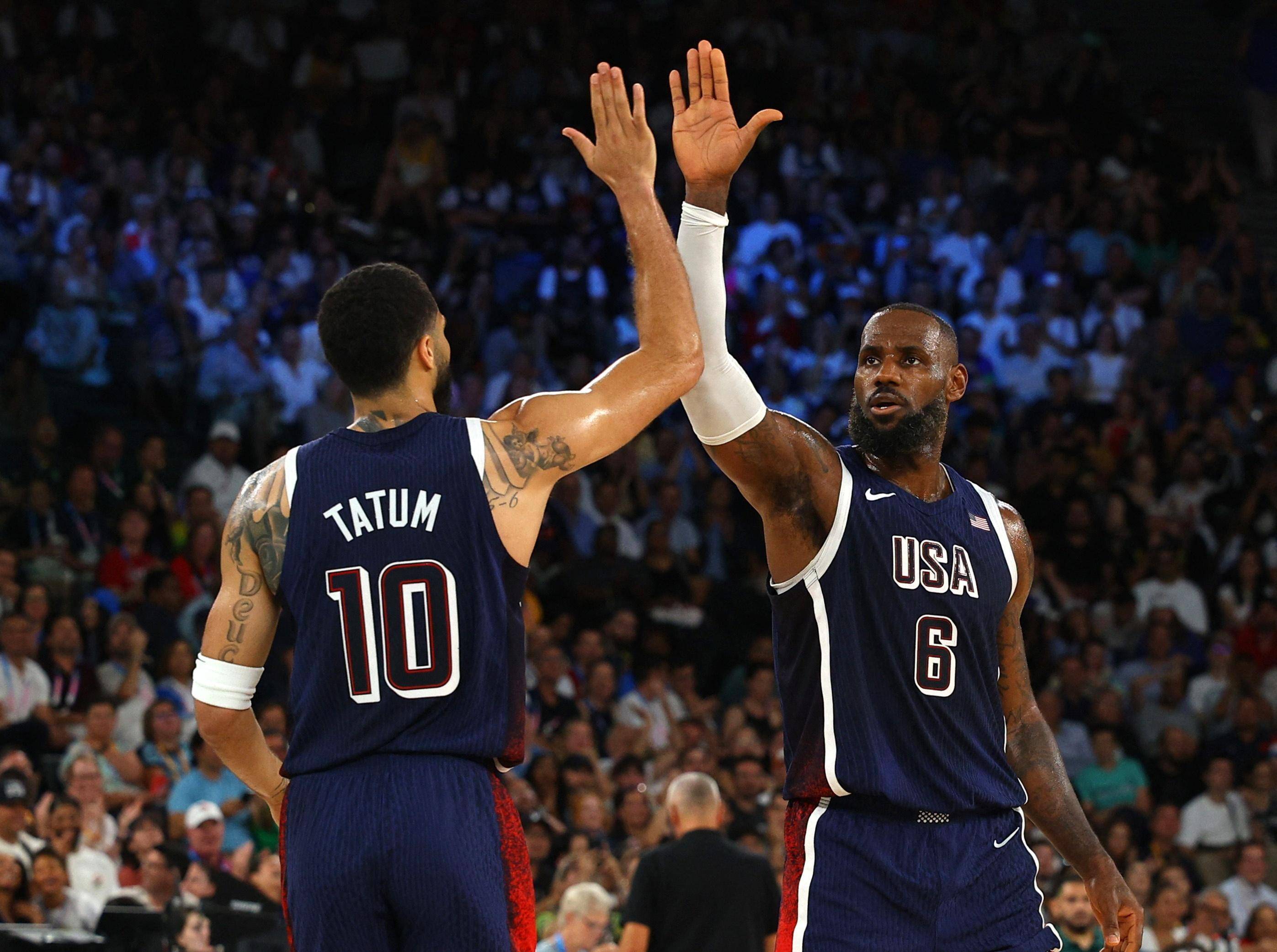 篮网B队完胜土耳其男篮，浓眉统治全场的简单介绍