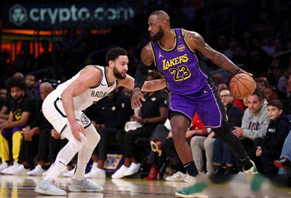 关于篮网绝杀湖人，詹姆斯惊艳四座的信息