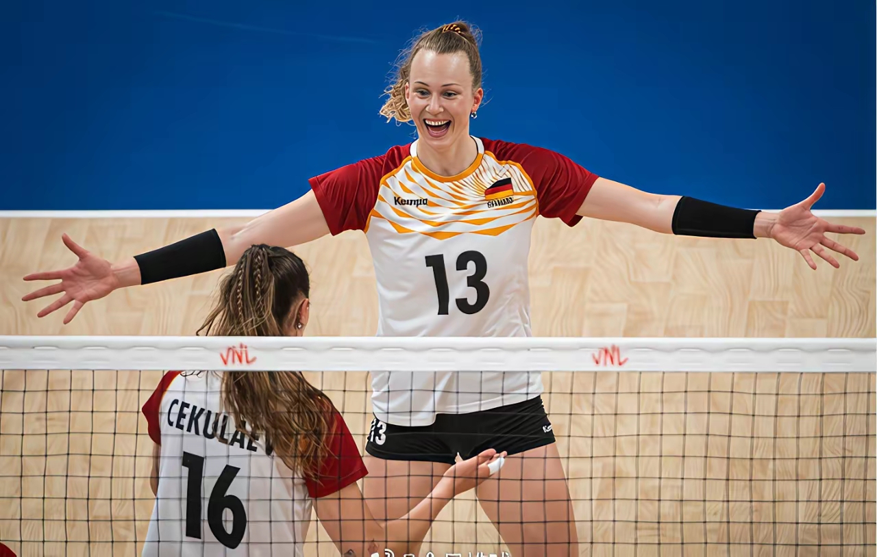 荷兰女排遭遇挑战，需奋力拼搏的简单介绍