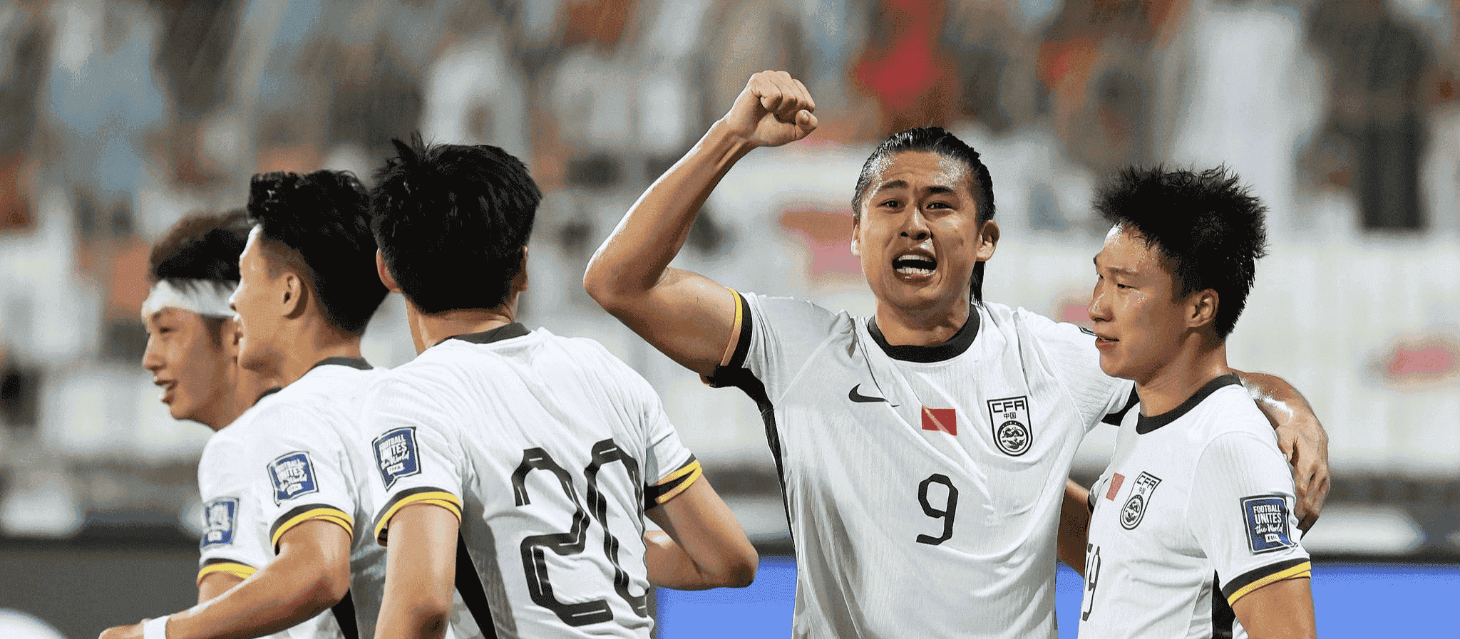 包含夺冠热门战平弱旅,球员赛后神秘缺席的词条 包含夺冠热门战平弱旅,球员赛后神秘缺席的词条