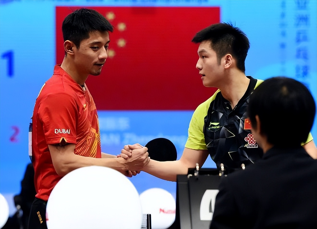 包含英国乒乓球队力克瑞典乒乓球队，张继科惊艳世界的词条