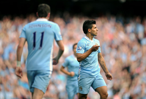 里昂碾压那不勒斯,阿奎罗完成帽子戏法的简单介绍 里昂碾压那不勒斯,阿奎罗完成帽子戏法的简单介绍