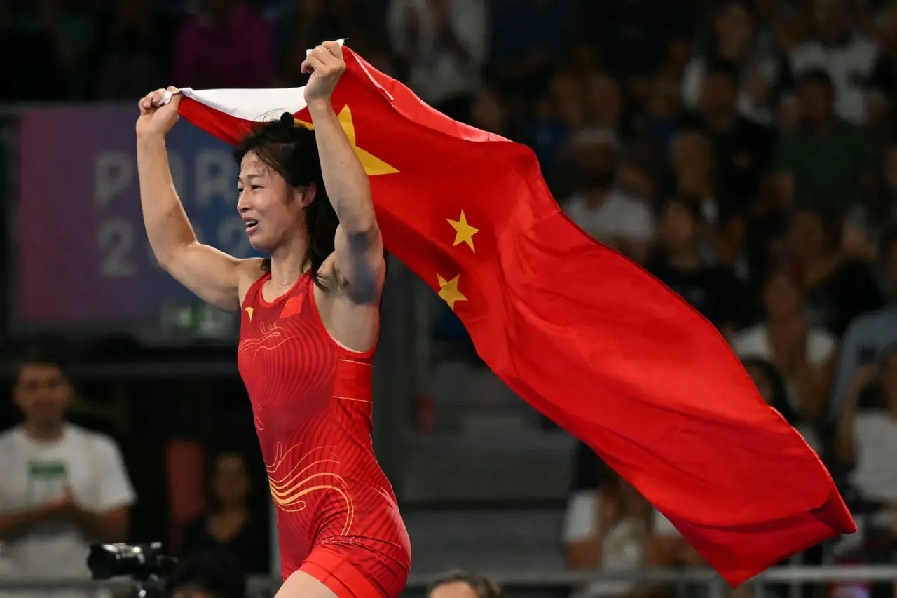 中国女足全力以赴,夺取胜利 中国女足全力以赴,夺取胜利