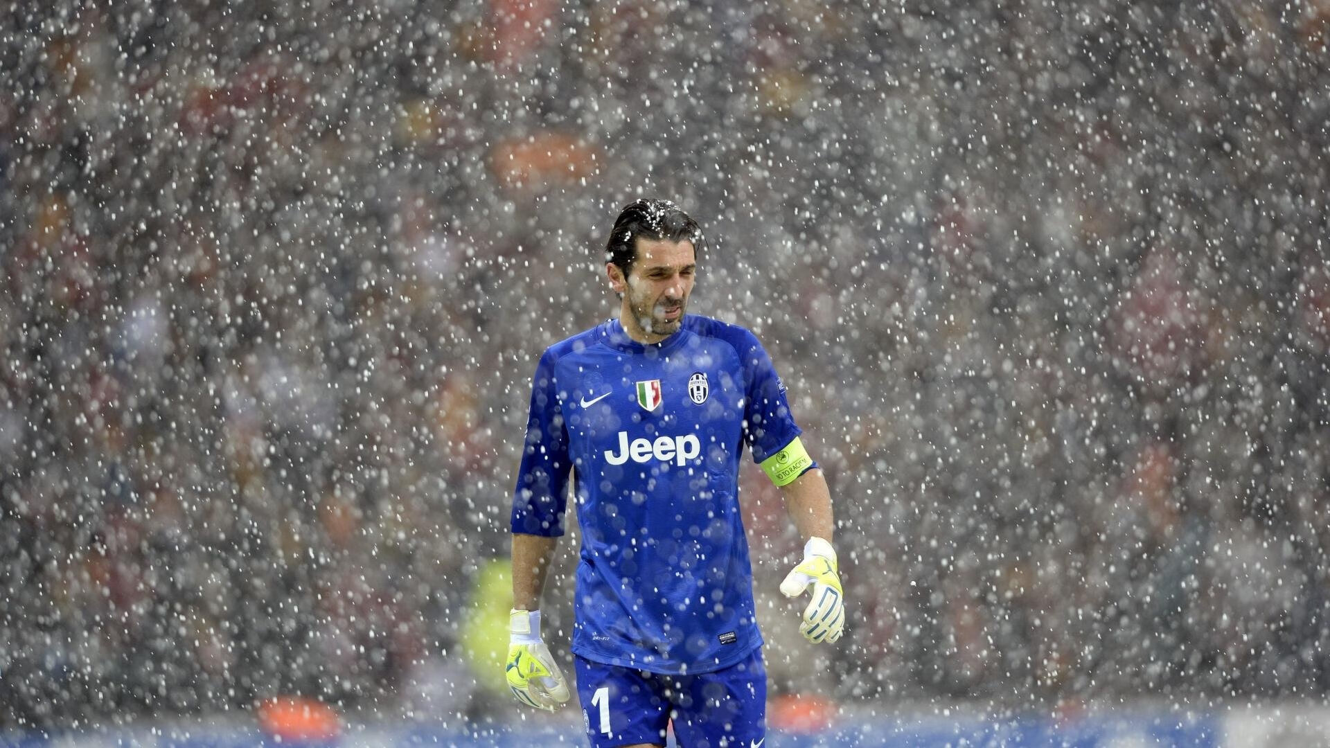 英超争冠焦点战启示录,水晶宫式老鹰全面压制,给豪门的三点战术启示