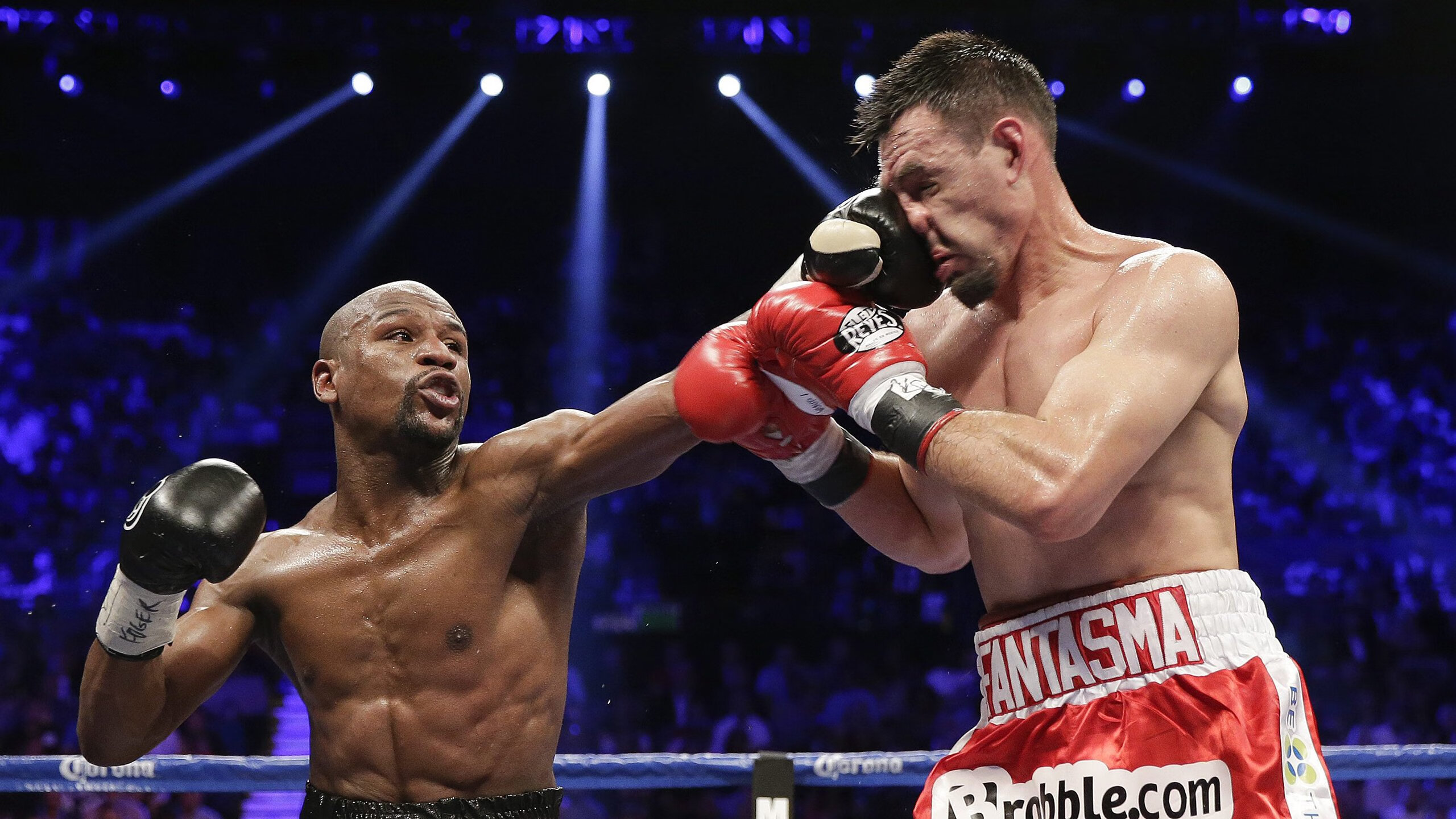 从卡塔尔到斯坦福桥，体育竞技中接管比赛的独特艺术