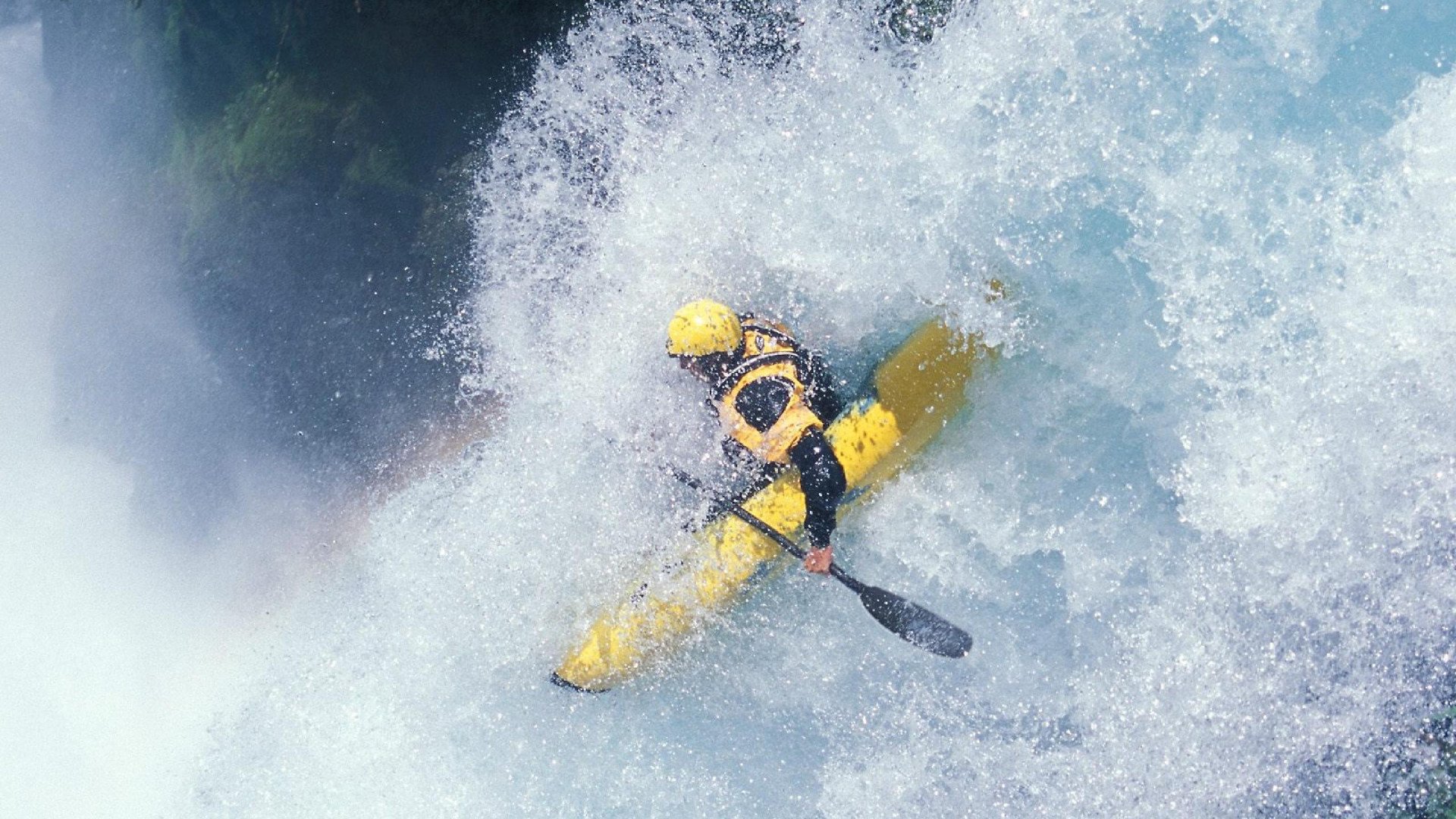 莫德里奇一锤定音，巴萨提前终结悬念击沉比利亚雷亚尔